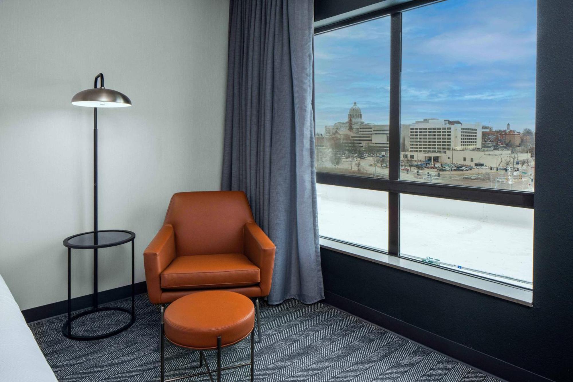 Courtyard By Marriott Джефферсон-Сити Экстерьер фото